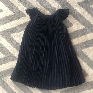 Girls pleated shimmer dress! Excellent condition!